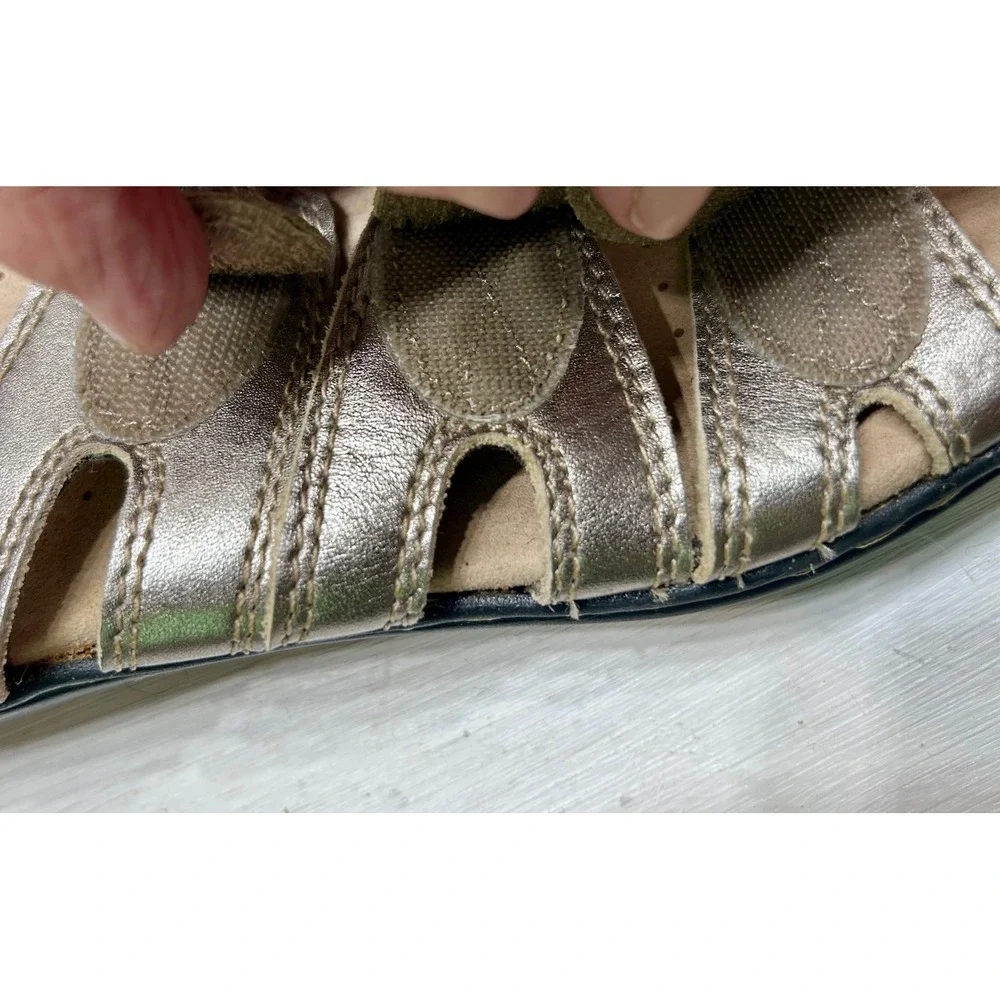 Clarks Collection Metallic Pewter Slide Sandal Women 9M Ultimate Comfort Scallop